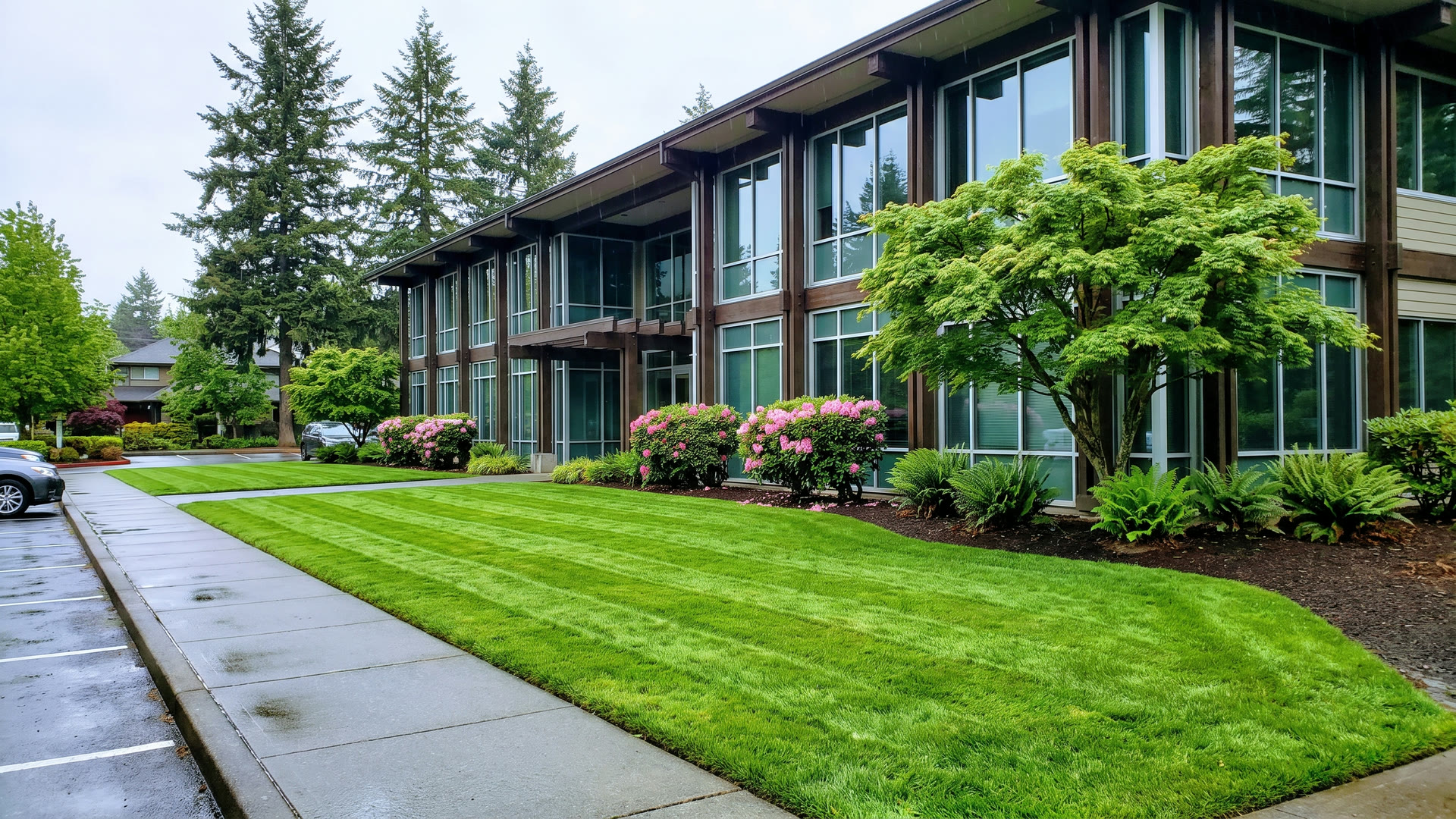 After: Pristine commercial property maintained by ManageMowed